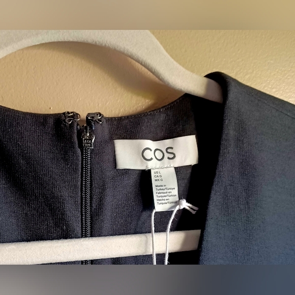 NWT- COS DRESS - Picture 2 of 7